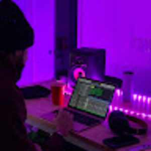 Meet your Posher, Jay